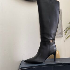 Tommy Hilfiger Black TW Janyze Boots Size 9.5